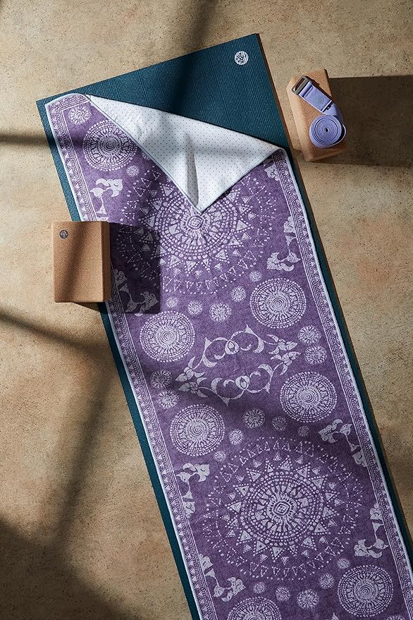 Manduka Yogitoes Yoga Towel – Rubber Grip Dots Non-Slip Bottom, Quick Dry Fitness Towel for Hot Yoga, Pilates, Exercise-GravixFit