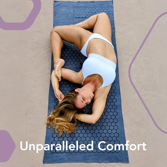 Clever Yoga Non-Slip Hot Yoga Towel – Non-Slip Grip for Hot Yoga, Sweat Absorbent, Honeycomb Silicone Grip, Stays Flat – Ideal for Pilates, Travel, Washable & Lightweight - Dark Blue-GravixFit