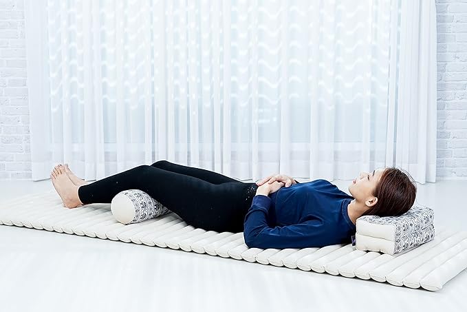 Leewadee Small Yoga Bolster – Shape-Retaining Cervical Neck Roll, Tube Pillow for Comfortable Reading, Kapok Filling, 22 x 6 x 6 inches-GravixFit