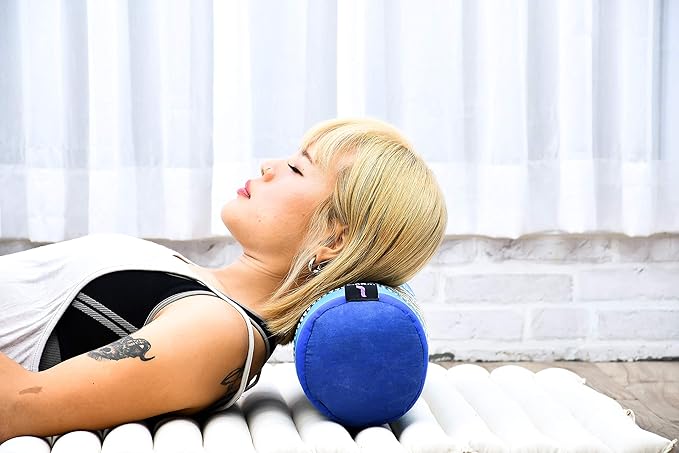 Leewadee Small Yoga Bolster – Shape-Retaining Cervical Neck Roll, Tube Pillow for Comfortable Reading, Kapok Filling, 22 x 6 x 6 inches-GravixFit