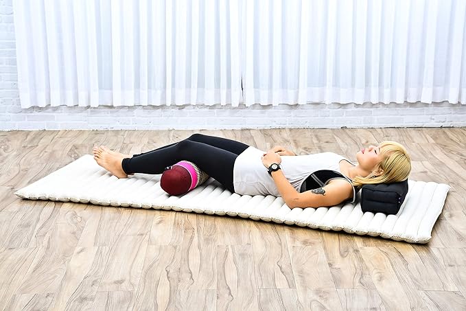 Leewadee Small Yoga Bolster – Shape-Retaining Cervical Neck Roll, Tube Pillow for Comfortable Reading, Kapok Filling, 22 x 6 x 6 inches-GravixFit