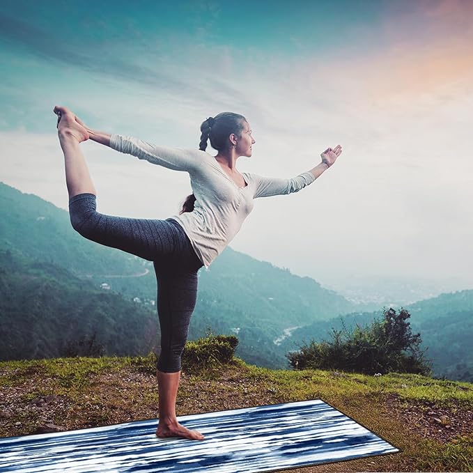 QiyI Yoga Mat Towel with Corner Pockets, Non Slip Sweat Absorbent Hot Yoga Towels, Soft Yoga Blankets with Travel Bag, Skidless Mat Cover for Workout, Gym, Fitness - 70"x26", Blue White Tie Dye-GravixFit